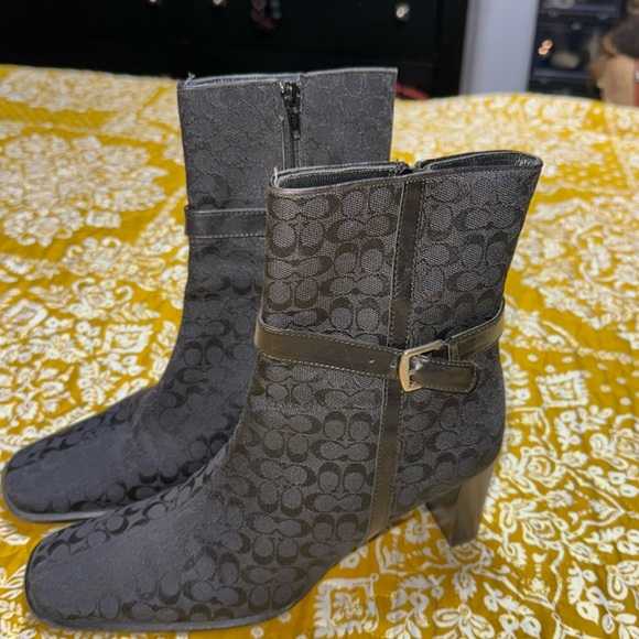 Black Coach Ankle boots. Gretal Signature - Picture 1 of 9